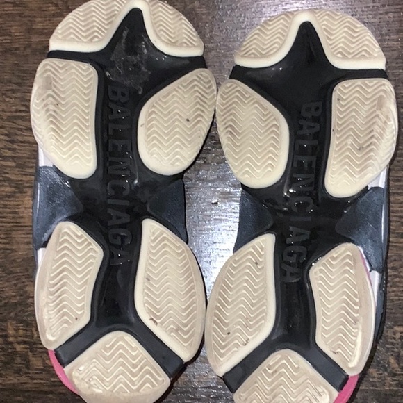 Balenciaga Triple S - Picture 6 of 6